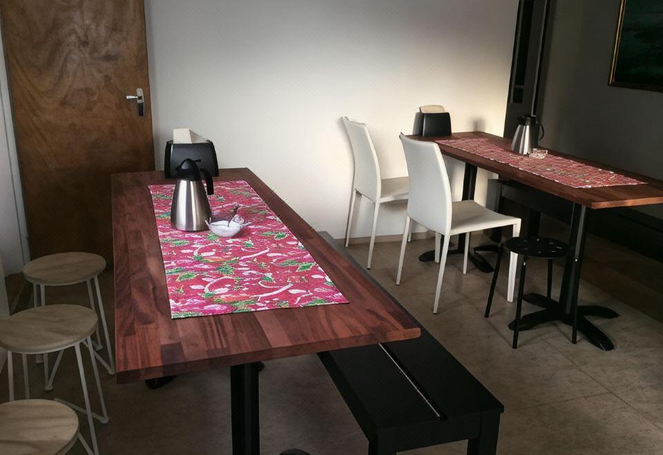 Breakfast room